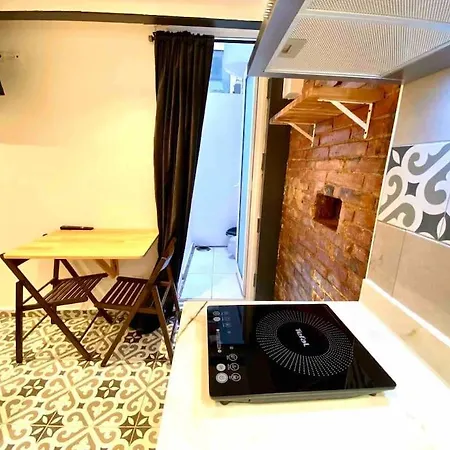 B4 Estudio Nuevo! Cocina Y Bano Privado! A 1 Calle Del Metro Apartment