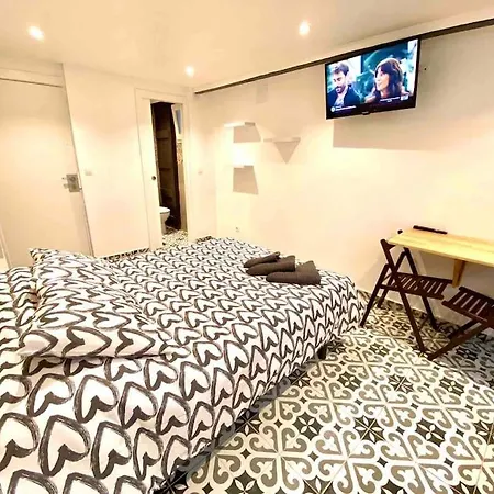B4 Estudio Nuevo! Cocina Y Bano Privado! A 1 Calle Del Metro Apartment