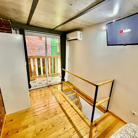 公寓 B4 Estudio Nuevo! Cocina Y Bano Privado! A 1 Calle Del Metro *